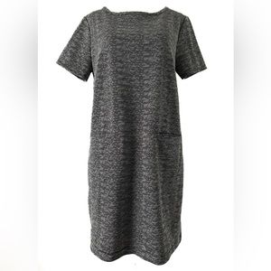 Tahari Black & White Textured Shift Dress With Functional Pockets